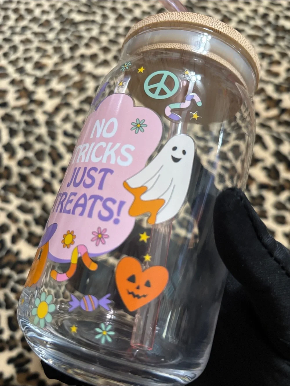 NO TRICKS JUST TREATS 💜🧡 Glass Tumbler Cup Straw Halloween Ghost Pumpkin Dorm